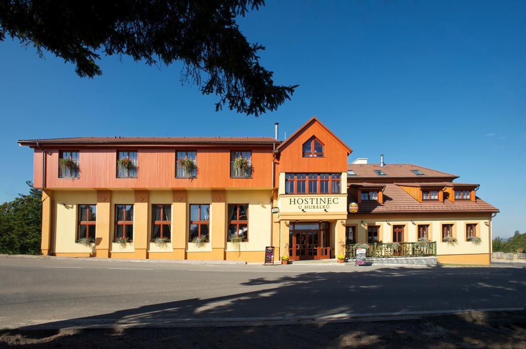 Hostinec U Hubalku Kostelec nad Orlicí Dış mekan fotoğraf